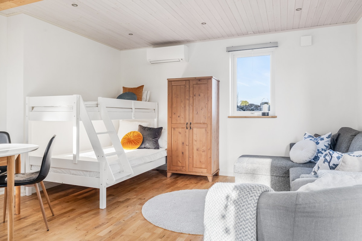 Relájate con un libro, juega a juegos o simplemente disfruta de la paz y la tranquilidad.