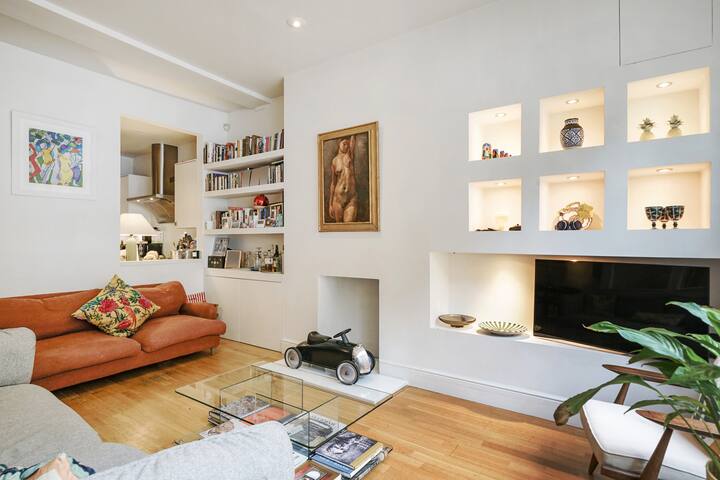 Luxury Family Mews House, 3 Bedroom + Roof Garden gallery image 4