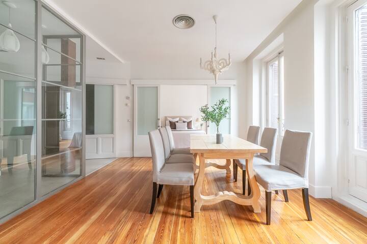 Spacious apt on Calle Preciados gallery image 5