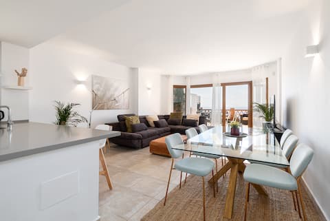 Top performing Airbnb: Penthouse in La Reserva del Higueron - Benalmadena in Benalmádena