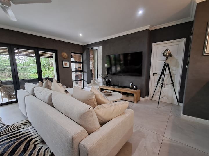 Beautiful Townhouse In Eco-friendly Coastal Estate - Dolphin Coast