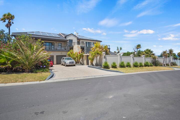 Dream House on the Ocean – No Load Shedding