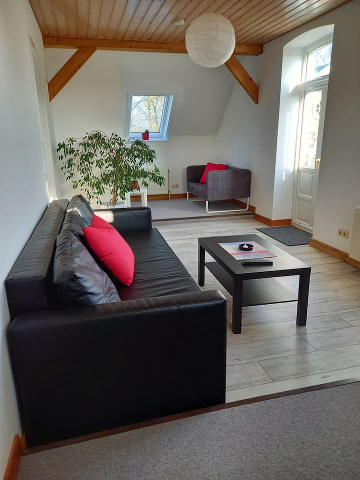Denkmalgeschützte Villa Für 5 Gäste - Wingst