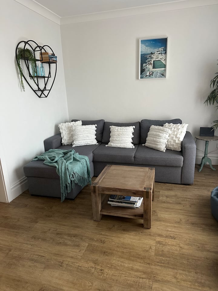 This lounge extends into a comfortable sofa bed with its own pillows, sheets and doona - extending the capacity of our apartment to sleep an additional 2 people.