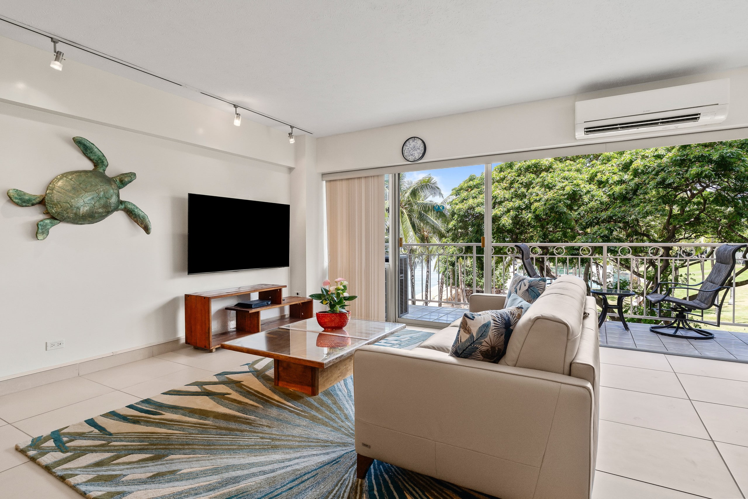 Ocean View Beachfront Luxury at Waikiki Shore #303 - Image 2