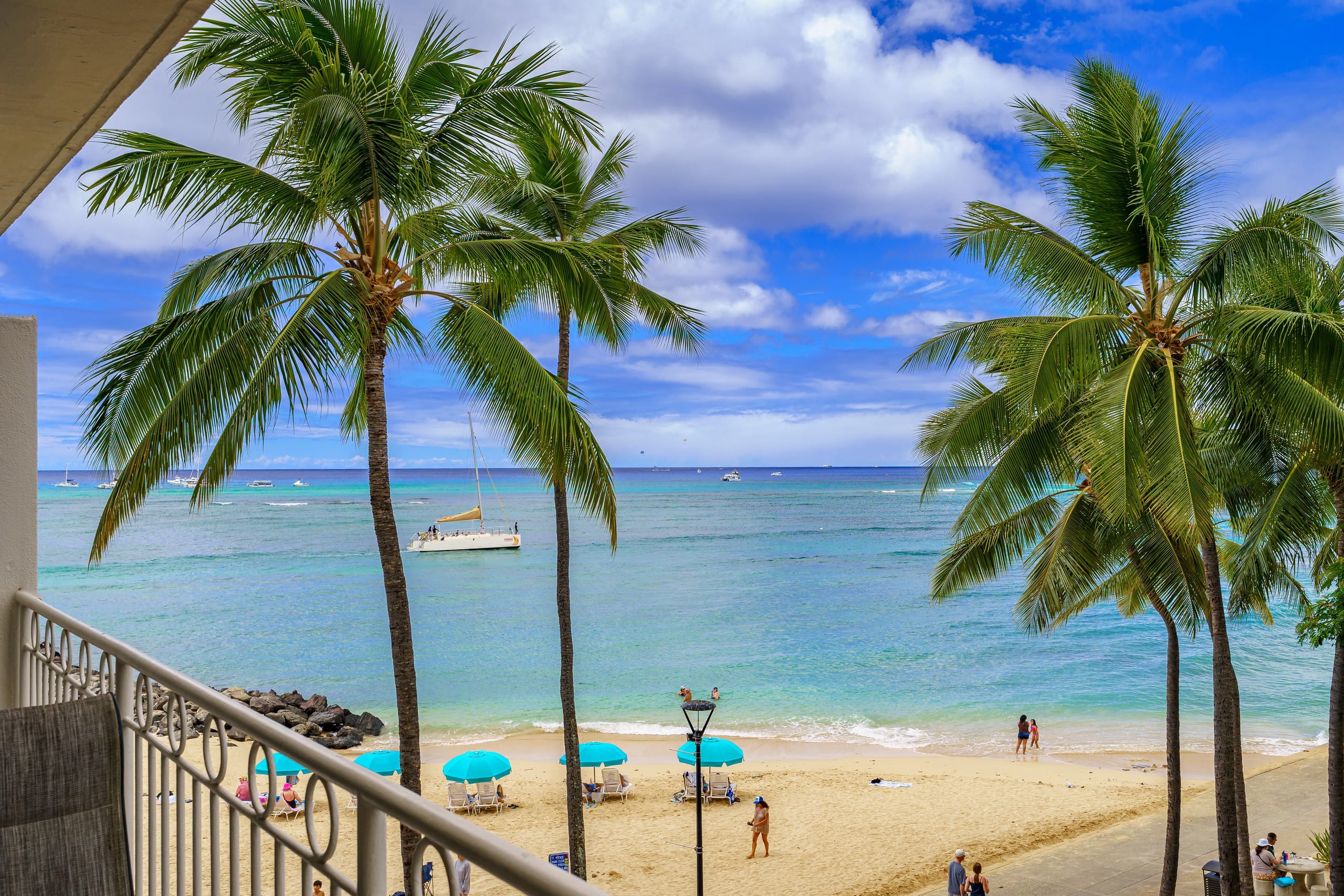 Ocean View Beachfront Luxury at Waikiki Shore #303 - Image 25