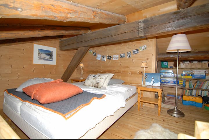 საძინებელი 4