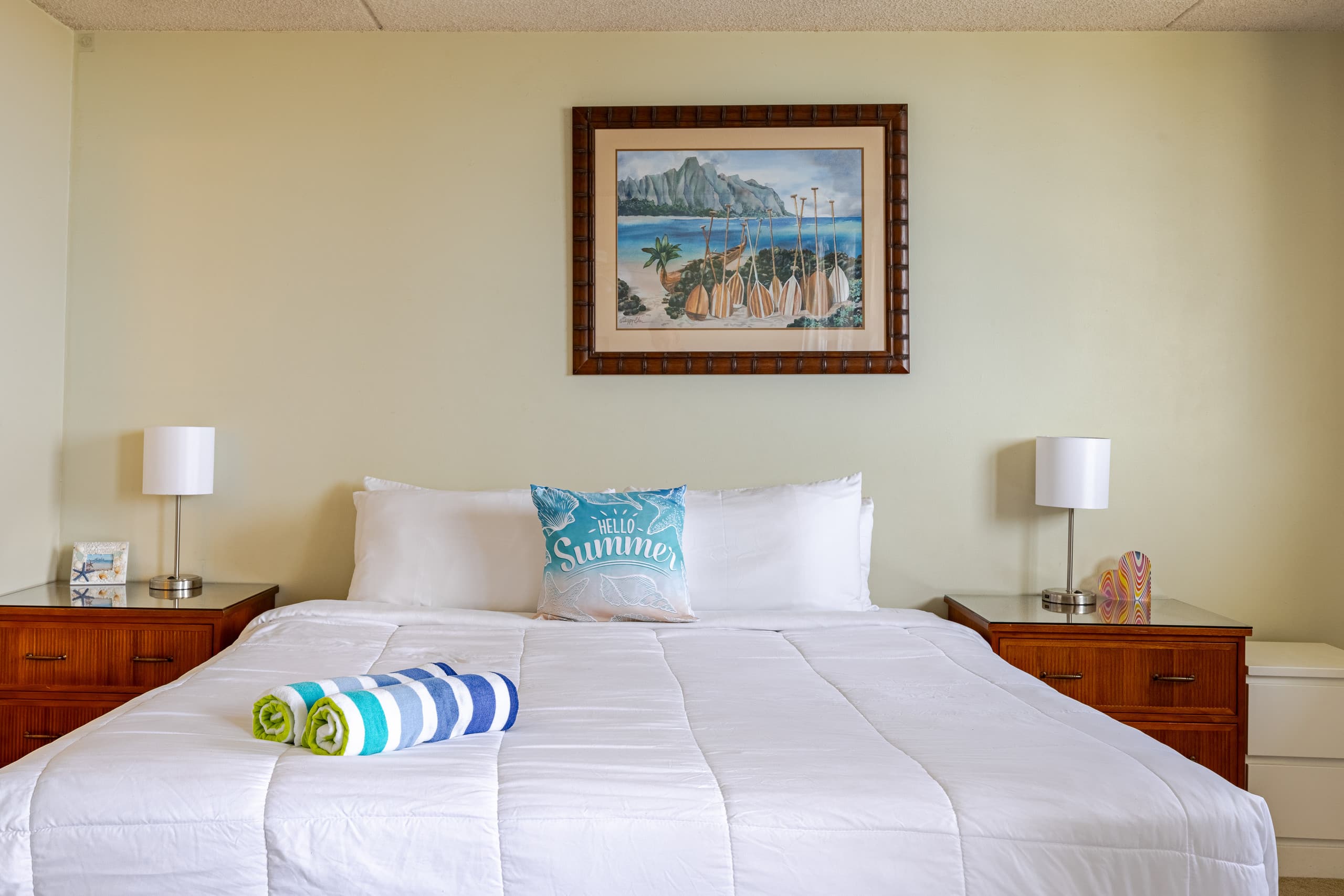 Ocean View FREE Parking King bed Pool Gym PingPong - Image 25
