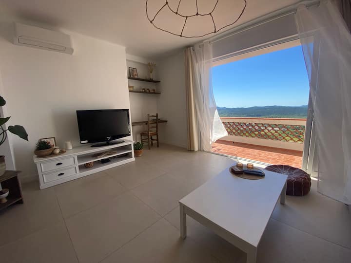 Logement Charmant, Vue Magique - Montauroux