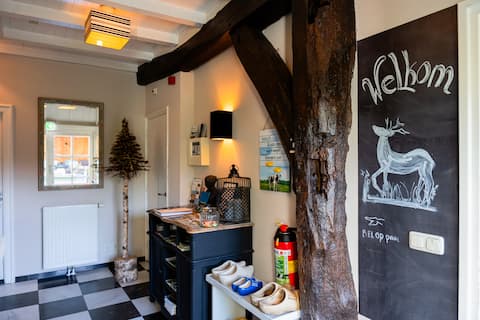 Top performing Airbnb: Romantic farmhouse on the Veluwe in Wijk 00 Nunspeet