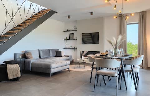 Top performing Airbnb: Villa with a stunning view of the Brijuni Islands in Grad Vodnjan