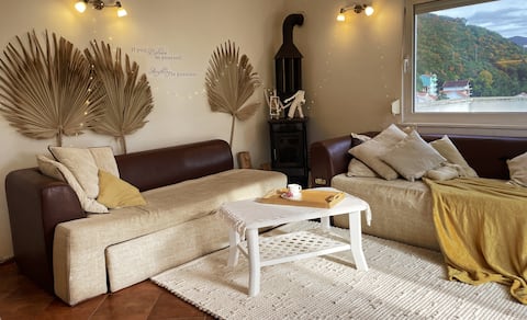 Popular Airbnb listing: Altvarg in Igalo
