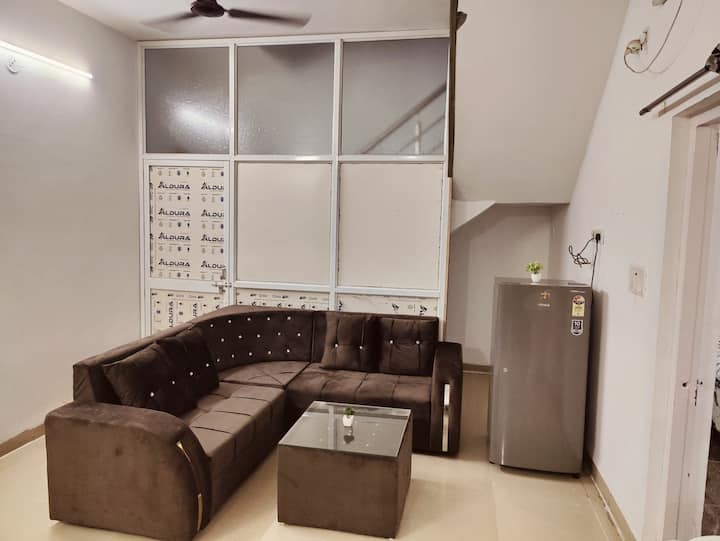 Spacious Room With Kitchen. - Ujjain