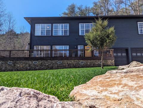 Blueberry Creek Lodge
