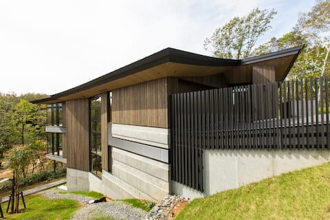 Tsubasa | 5BR Award Winning Chalet w/ Butler