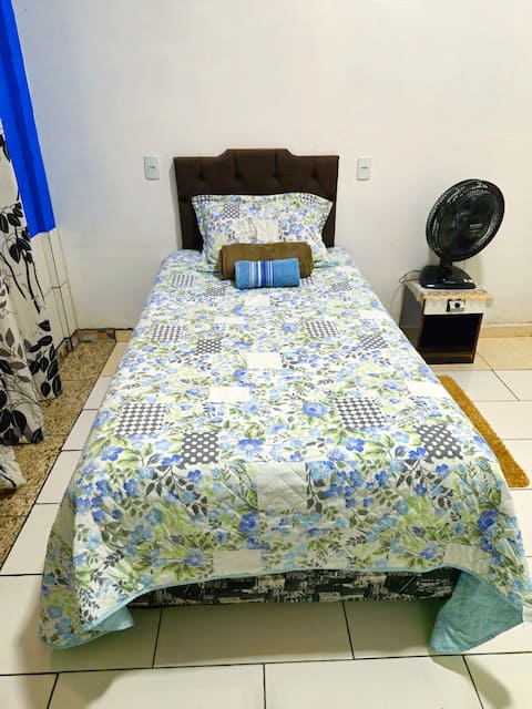 Bright and Relaxing Private Corner (Kitnet)