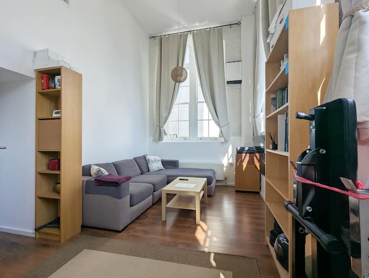 Bright And Spacious Victorian Conversion Apartment - Dagenham