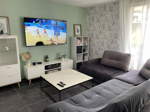 Annonce Airbnb populaire: Apartment with parking in Dijon near Republic Square à Dijon