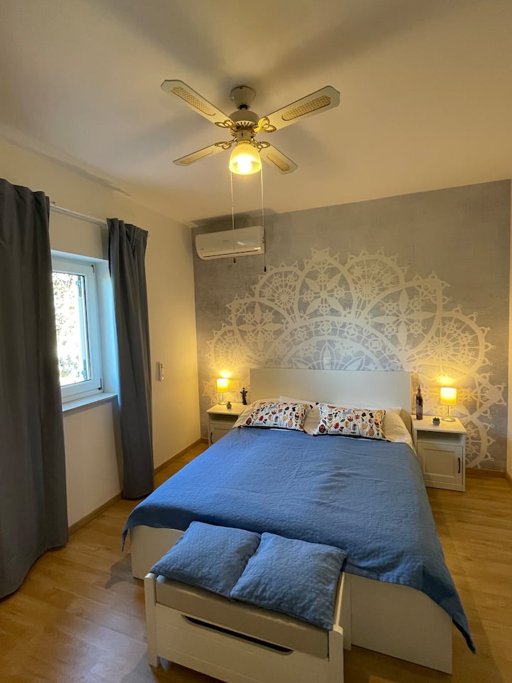 Restyle of bedroom 2024.Pag čipka, jedna od znamenitosti otoka Paga.