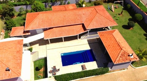 10/R Piscina, Campo Futebol, Parquinho, Sinuca