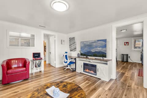 Successful Airbnb property: Downtown Strawberry Bungalow w/Fenced Yard, AC, WD in Flagstaff
