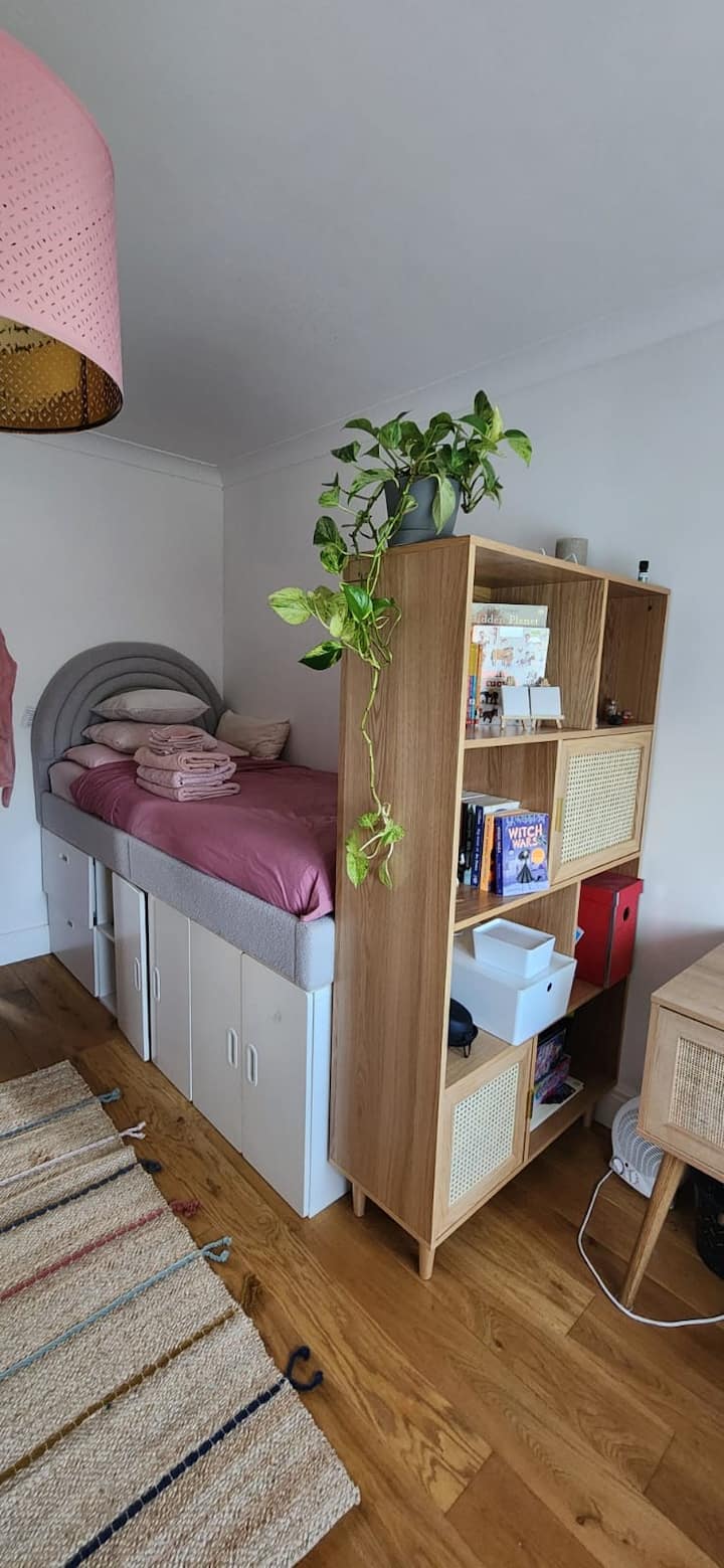 Schlafzimmer 2