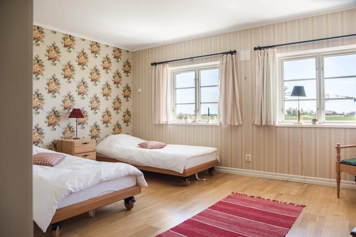 Chumba kikubwa sana cha kulala pacha