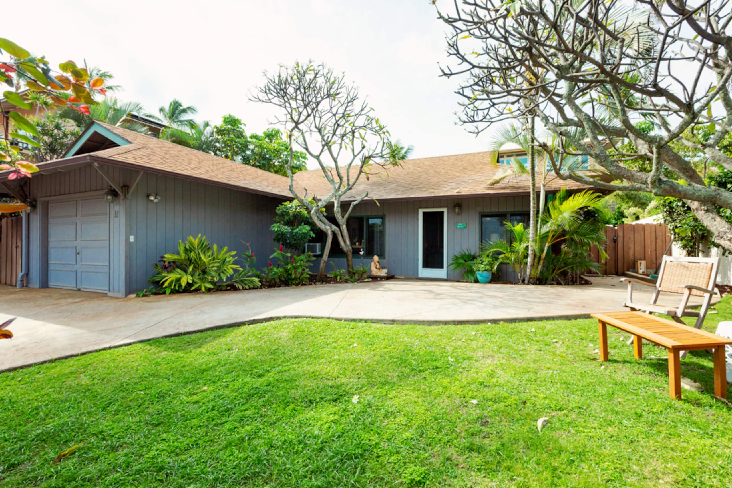 Home in Paia · ★4.96 · 3 bedrooms · 3 beds · 2 baths - Photo 33