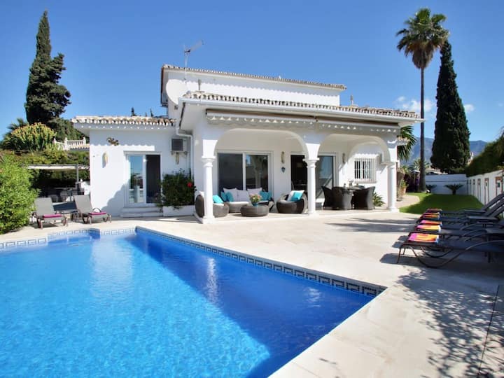 Private Villa, Heated Pool. Puerto Banus Marbella - Marbella