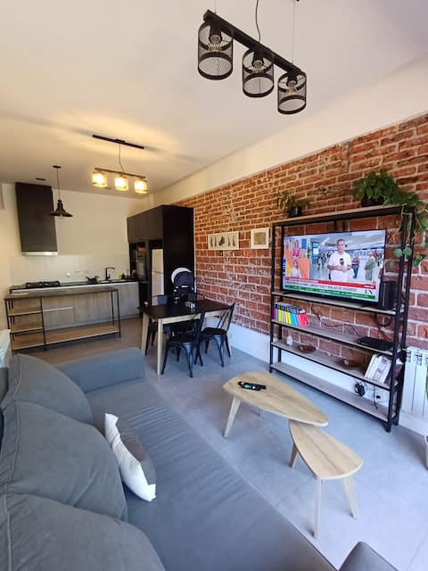 Anuncio de Airbnb popular: Apartment with patio in Los Troncos en Los Troncos