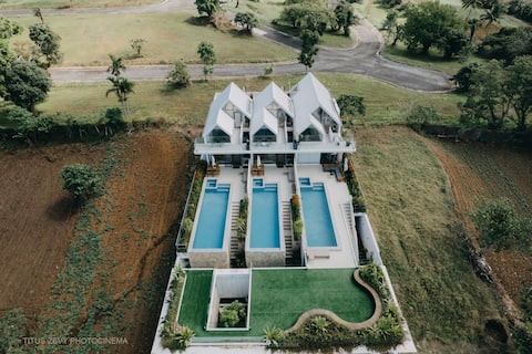 One Serra'nia Abode