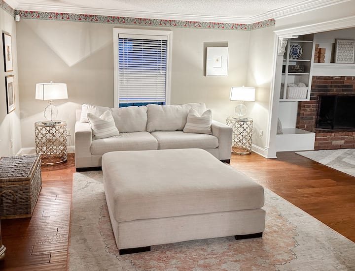 Hogpen Party For 8! 3 Bed/2.5bath, 6 Miles To Uofa - Springdale, AR
