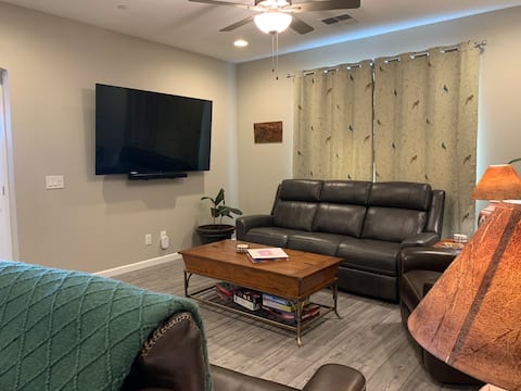 Successful Airbnb property: Orange House in Cottonwood