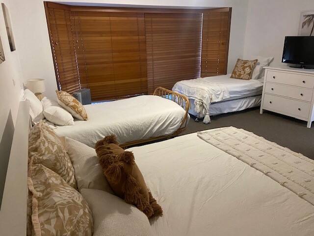 LilliPilli Beach Pad with Pool gallery image 4