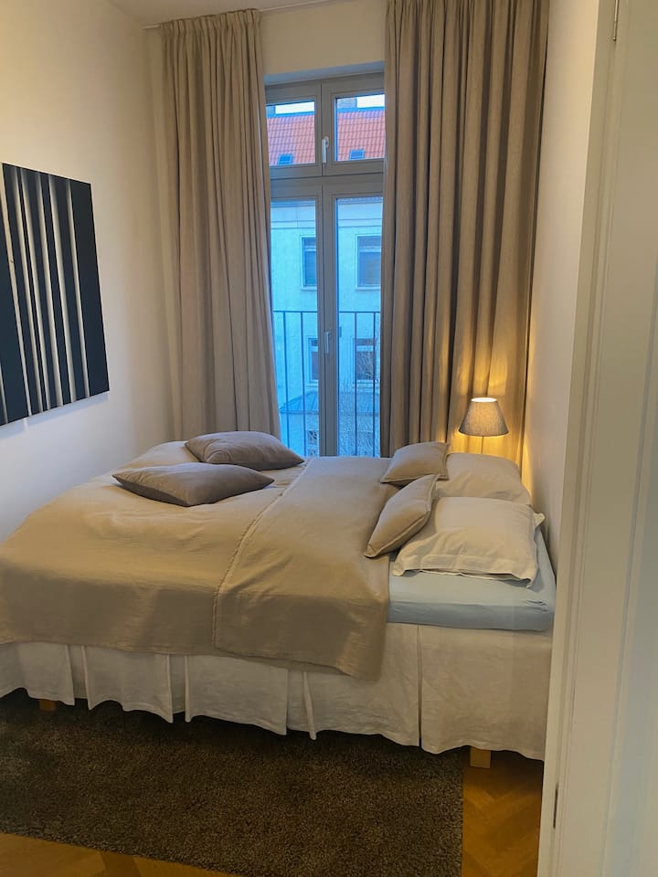 غرفة النوم 2