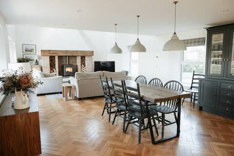 Fairfields Country House with hot tub