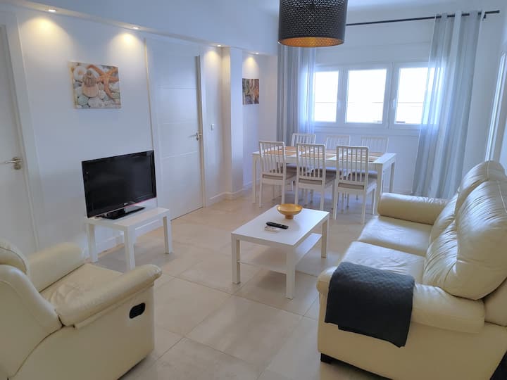 Evans Realty (Ar) - Modern+downtown+beach+terrace - Fuengirola