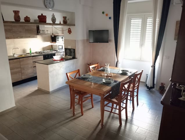 Entire home with 1 bedrooms in Lecce - LiMezzi House Appartamento vacanze a Lecce