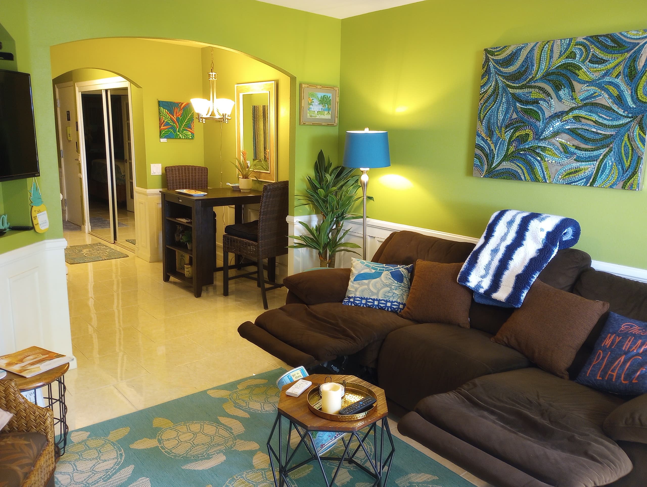 Condo in Kihei · ★4.98 · 1 bedroom · 2 beds · 1 bath - Image 5