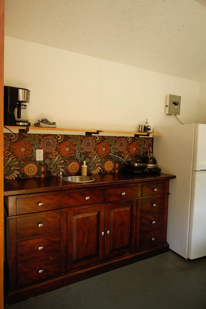 Cozy A/c Solar Bunkie (2) - Clayton Lake