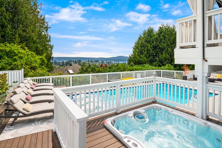 Seattle Resort with pool heated all year sleeps 16 gallery image 3