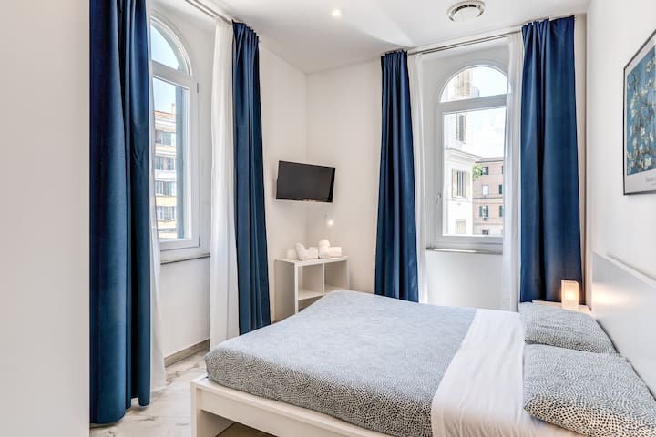 Venere Apartments – The Trident Retreat gallery image 2