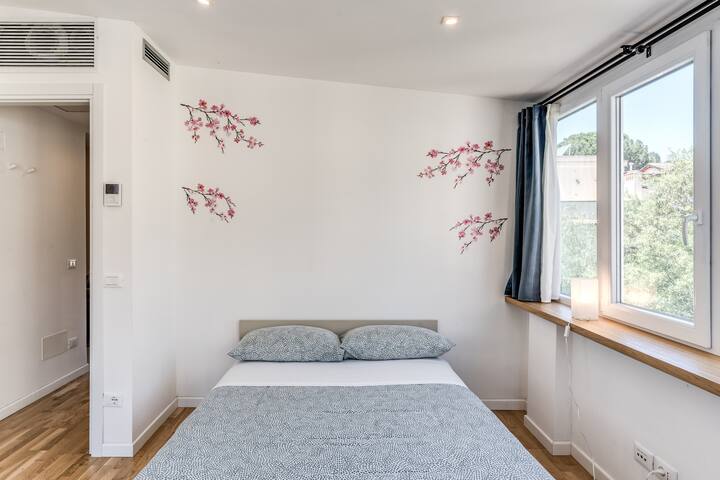 Venere Apartments – The Trident Retreat gallery image 5