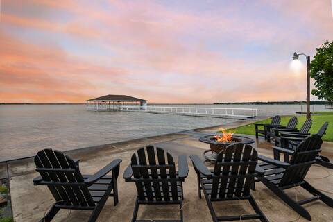 3 Cabins | Waterfront | Private Dock