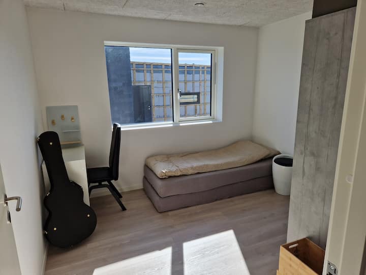 Sofa bed that can be split into two sleeping places