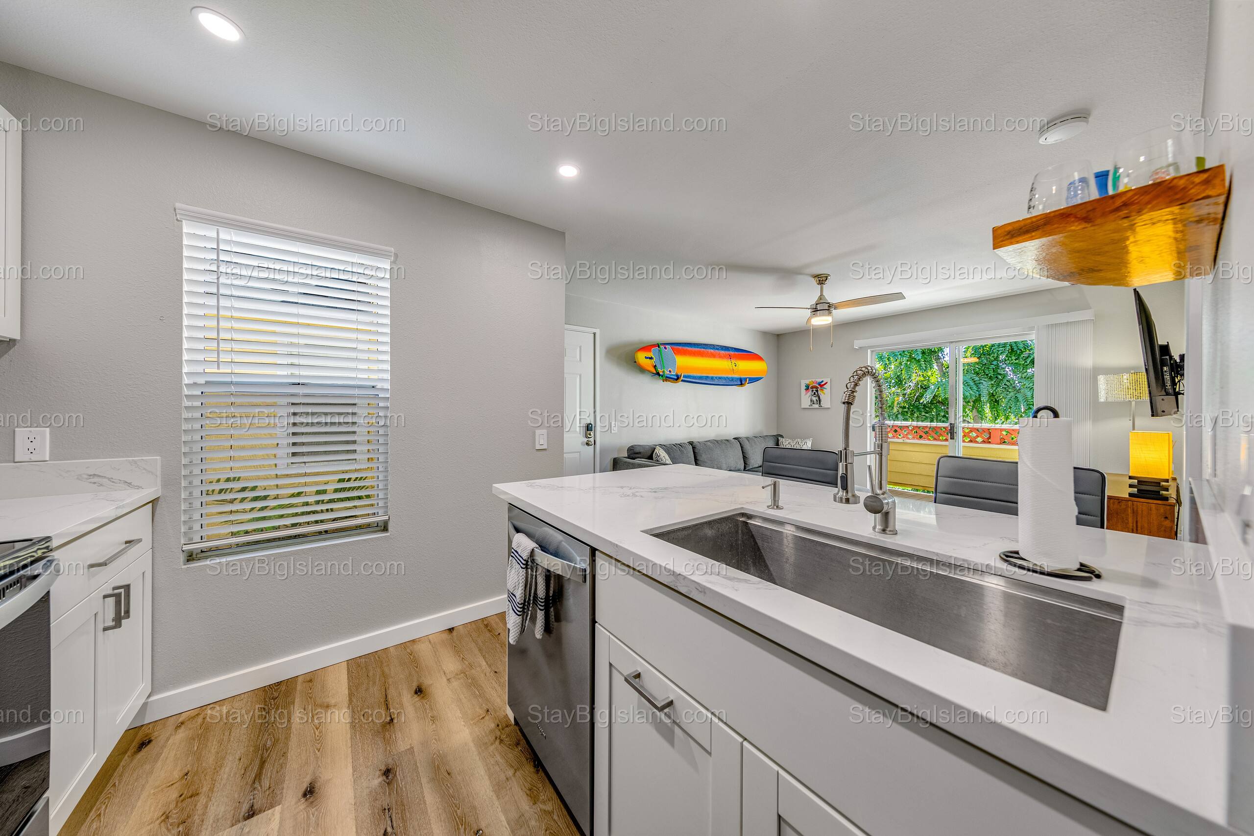 Updated 1 bedroom in paradise - Photo 12
