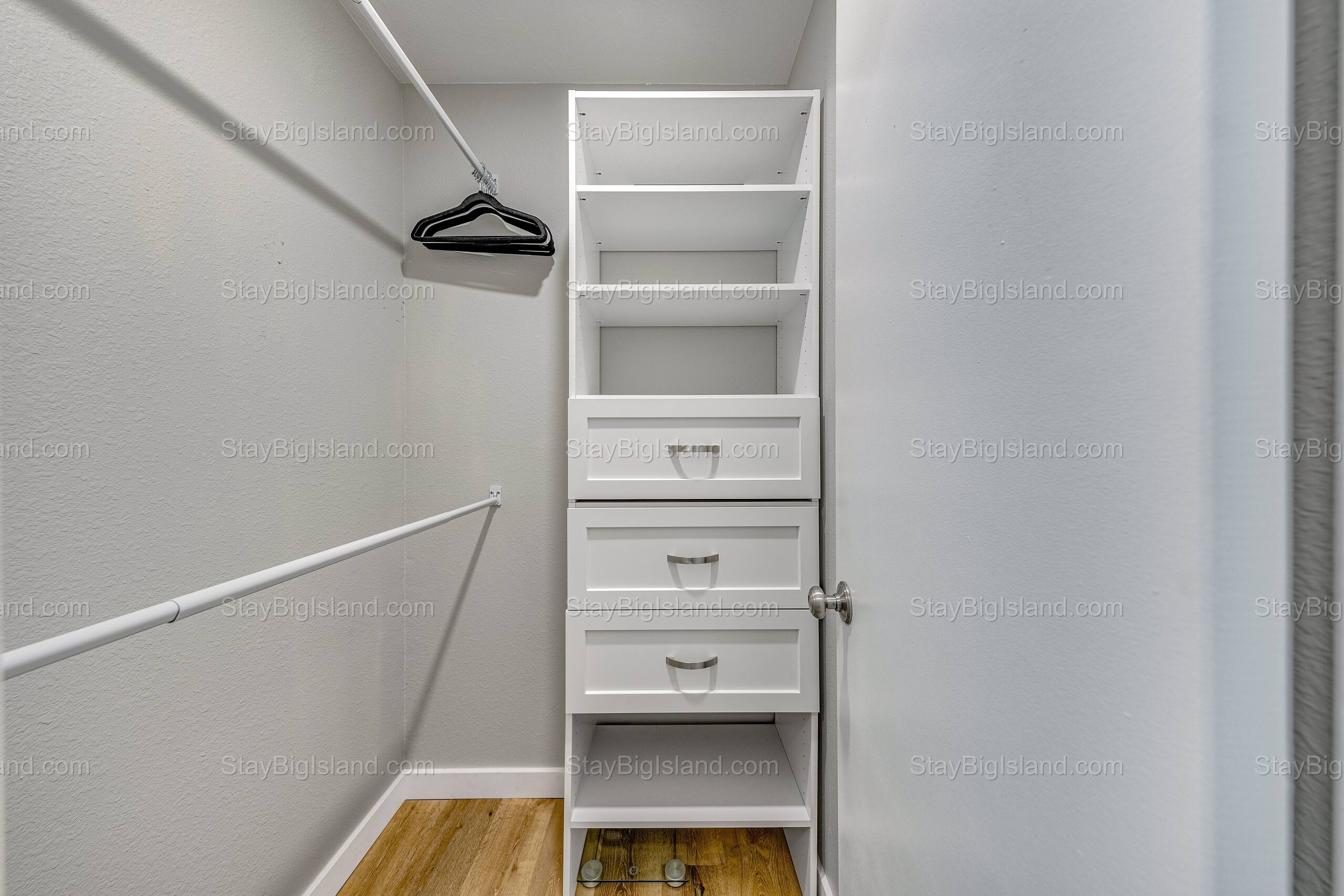 Updated 1 bedroom in paradise - Photo 22
