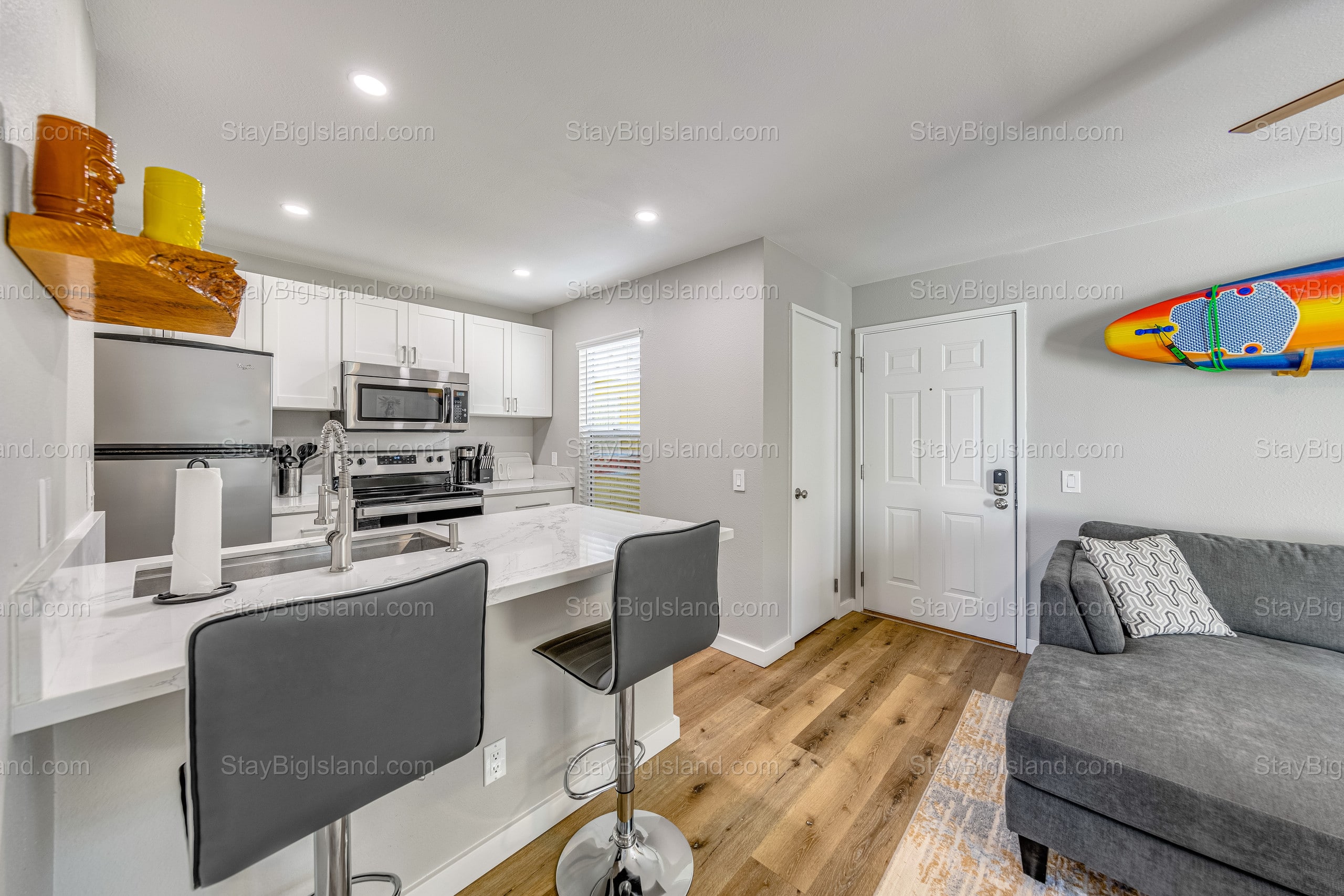 Updated 1 bedroom in paradise - Photo 7