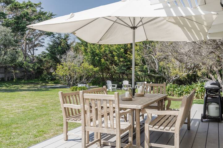 Tideways Beach House Blairgowrie. Walk to beach gallery image 5