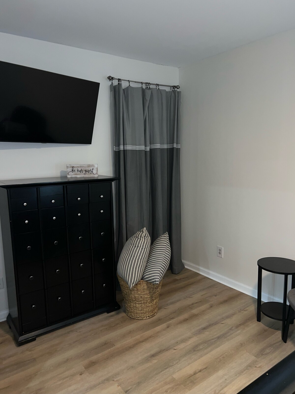 "Nelly’s Place" Private unit for Work Travelers